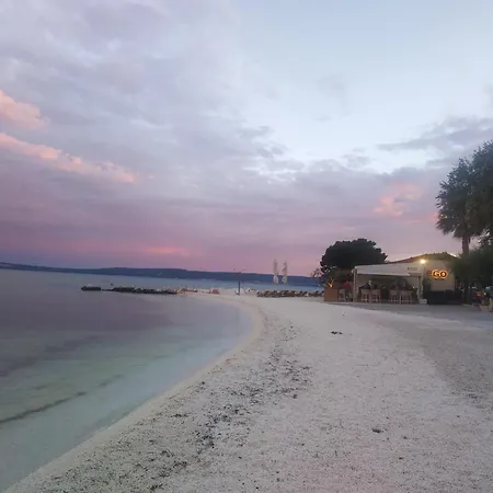Tina Little Paradise