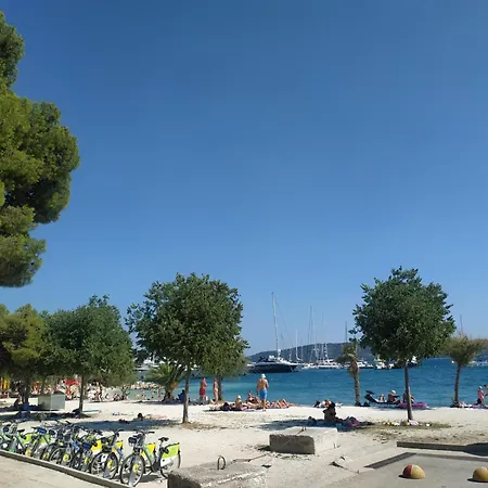 Tina Little Paradise 아파트 Kaštela
